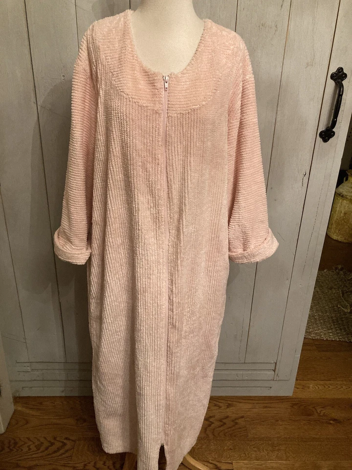 Bata larga con cremallera de tela de rizo de chenilla rosa íntima Talbots para mujer M Foto 2 de 4