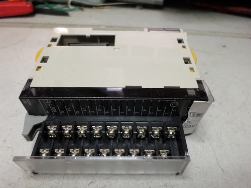 OMRON OUTPUT CJ1 DC12-24V 16PT NPN -- CJ1W-OD211 - 