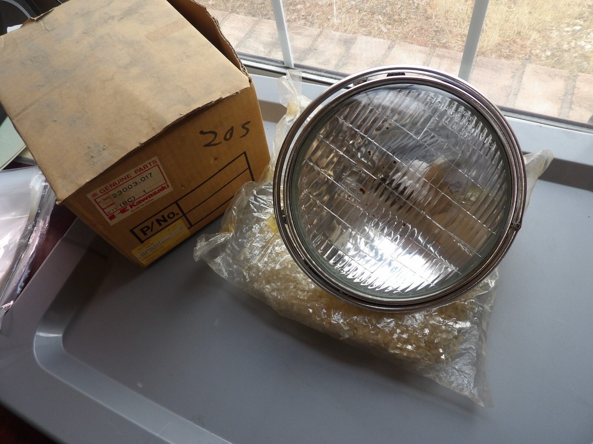 1973-1979 Kawasaki Z1 900 KZ1000 NOS Genuine Headlight Head Lamp