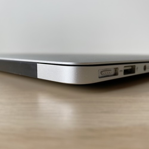 Apple MacBook Air - Écran 13" - Core i7 2,2 GHz - SSD 512 Go - RAM 8 Go - Sequoia - Photo 12/23
