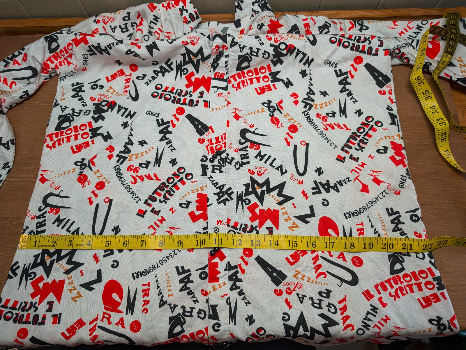 Sushi chef type blouse, tagless, refer to pictures for measurents, preowned