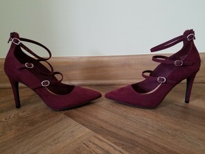 wide width suede pumps