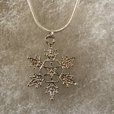 925 Sterling Silver Snowflake Charm - Snow Flake W.Snake Chain Necklace