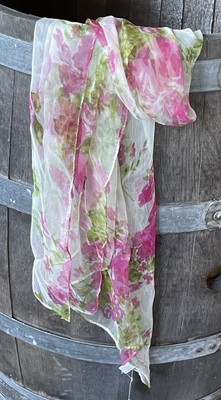 Fai Xiang Women s Scarf 100% Silk 56  SHEER Rectangle Pink Green Florals NWT