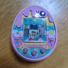 Bandai Tamagotchi Meets sweets meets Pink Game