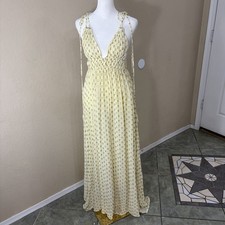 En Creme Womens Deep V-Neck Light Yellow Maxi Dress Sz S Wedding Party Beach EUC