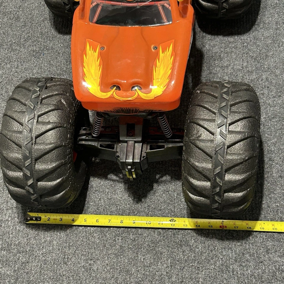 Monster Jam El Toro Loco RC Truck 1:6 Scale Official Mega Not Tested 24”x15”x18 - Image 2 of 4