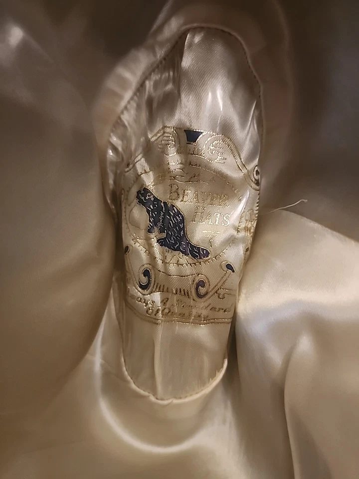 VINTAGE BEAVER BRAND HAT RARE 100% PURE BEVER FUR! TURQUOISE & SILVER BAND - Image 3 of 4