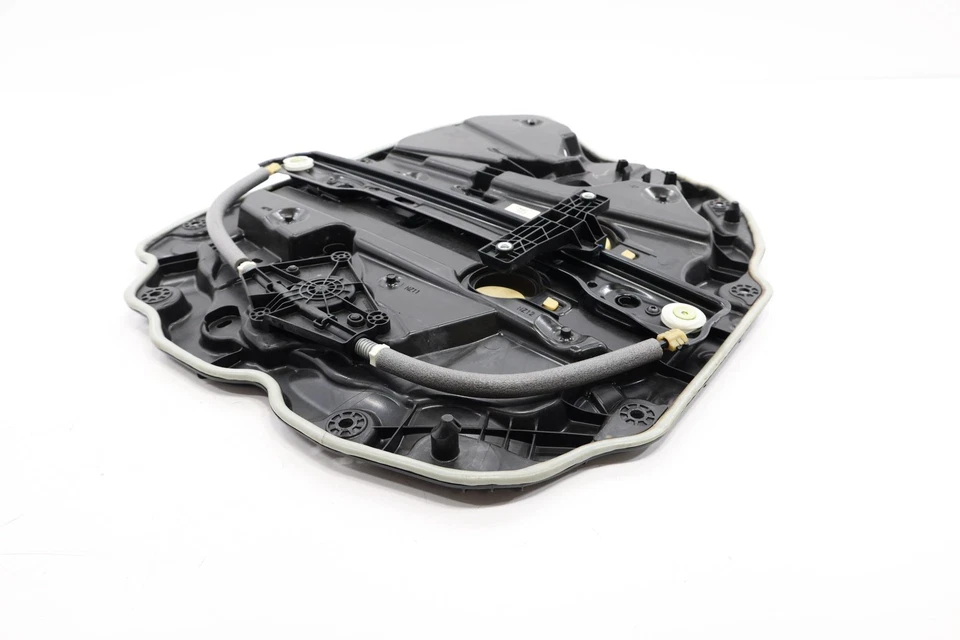 2018 - 2025 JEEP WRANGLER FRONT LEFT SIDE DOOR WINDOW REGULATOR W/ CARRIER OEM - Image 2 of 4