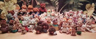Huge Lot 70 Vintage 1980’s and up Calico Critters and other flocked animals