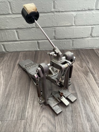 Vintage Pearl 1970’s Double Spring Bass Pedal | Free P&P - Picture 6 of 10