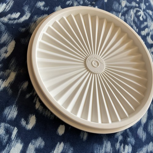 Tupperware weiß Servier rund Ersatzdeckel nur 6 3/4" 808-10 gebraucht - Bild 3 von 6