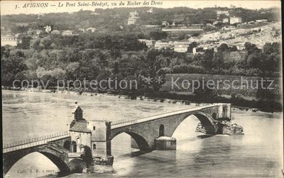 Avignon Vaucluse Pont Saint Benezet vu du Rocher des Doms