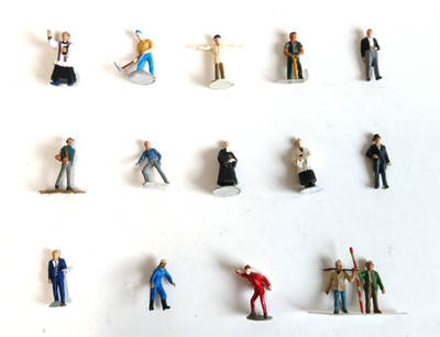 Preiser ua. - Arbeiter diverse Gewerke  Figuren - H0  ---- DOK 685