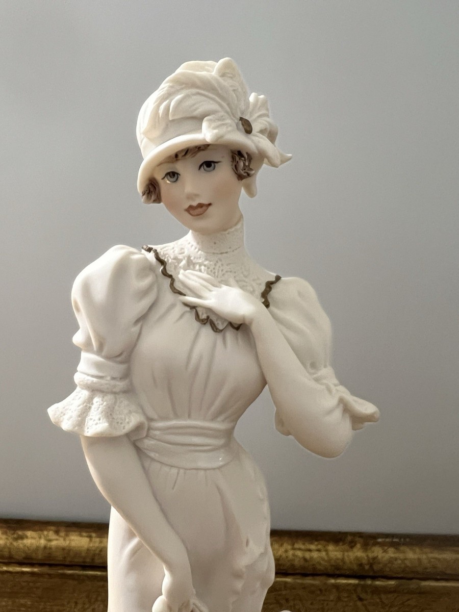 Giuseppe Armani, Florence, Porcelain Figurine “Dear Friends” 0532F