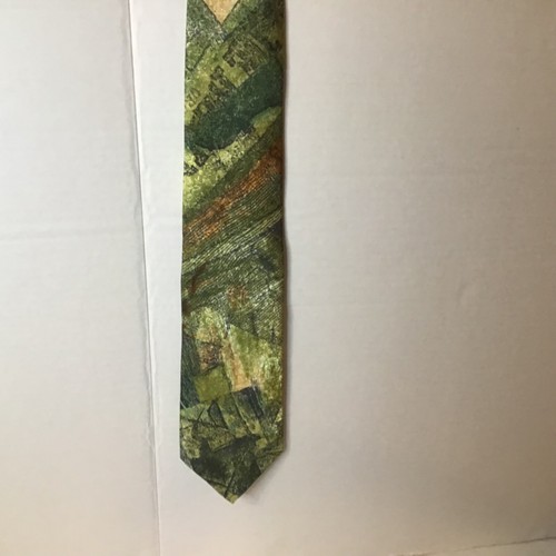neck tie by Boston Traders greens, golds, yellows preowned - Picture 2 of 6