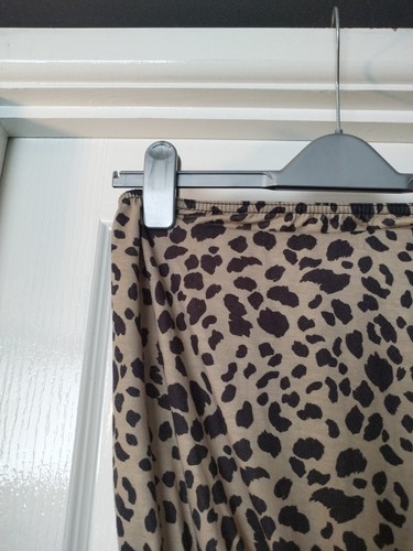 Boohoo Ladies Animal Print Strapless Shorts Playsuit. Size 6 - Picture 2 of 6