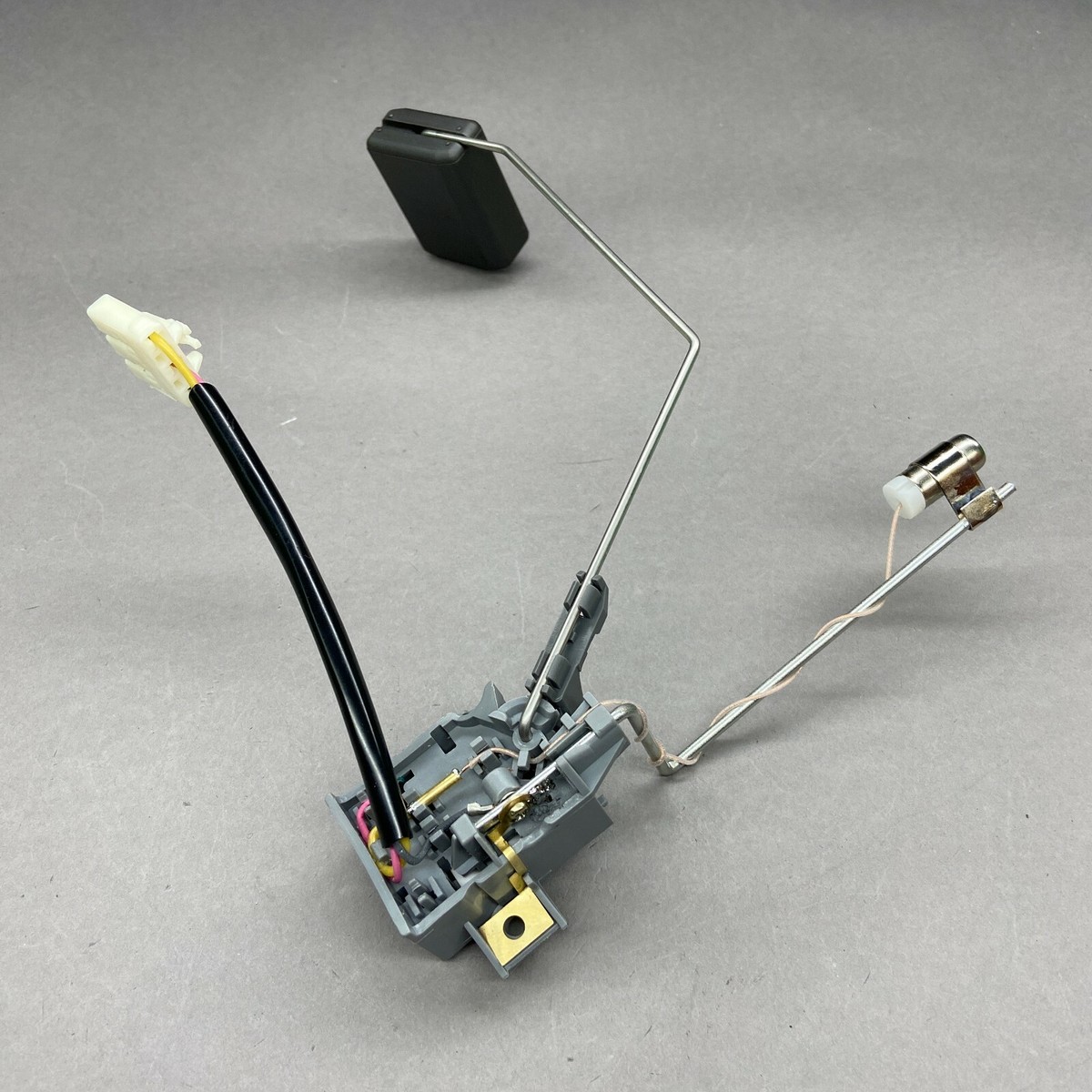 83320-80331 sensor fuel level unit sender gage assy for