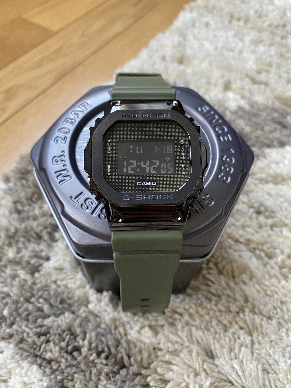 日本限定モデル】 G-SHOCK GM-5600B 腕時計(アナログ