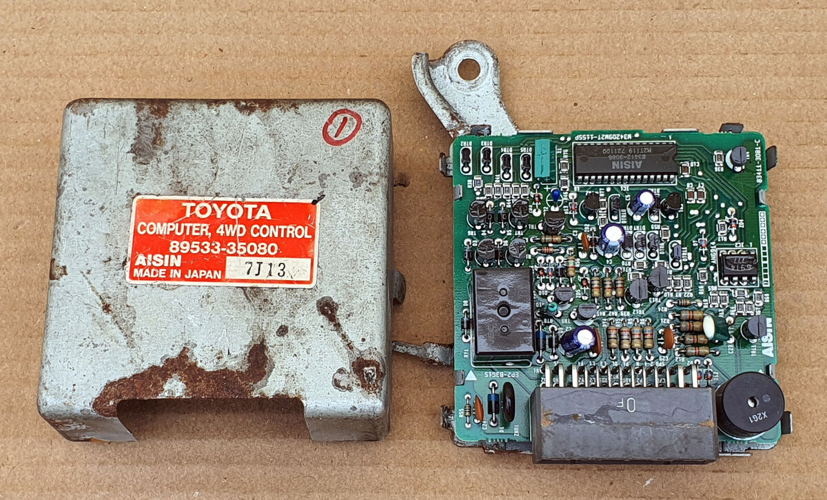 Toyota Hilux 4 Wheel Drive Control Module Unit 89533-35080 Toyota Hilux 4 Wheel Drive Control Module Unit 89533-35080