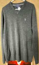 U.S. Polo ASSN. men  s gray pullover v-neck acrylic sweater size M