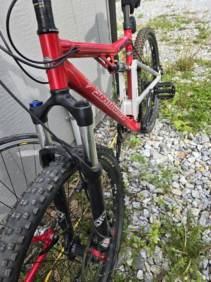 Santa Cruz  Full Suspension Mountain Bike Large Red, Set Up!!! - Image 3 of 4