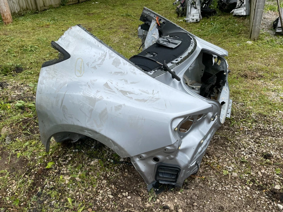 Toyota 86 Subaru BRZ FRS 2019 parte trasera completa y cuartos paneles corte OEM 2616 Foto 3 de 4