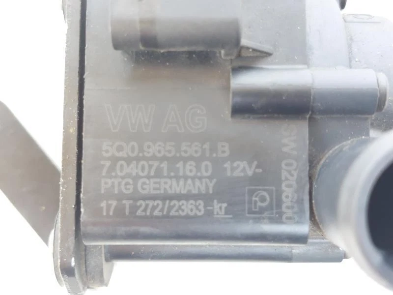 5Q0965561B bomba de agua para AUDI A4 AVANT (8W5 - B9) 2015 - DEU K3210-106920 - Imagen 3 de 4