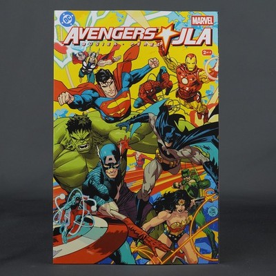 Marvel DC JLA / AVENGERS #2 Facsimile Cvr B DC Comics 2026 ptg 2B (CA) Mora