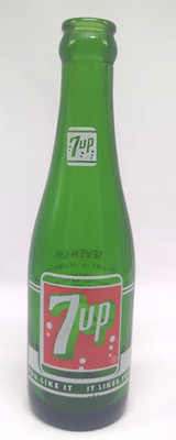 1963 Vintage 7 Up Green Glass Bottle 7 Fl Oz SEVEN-UP collectible ''Fresh Up''
