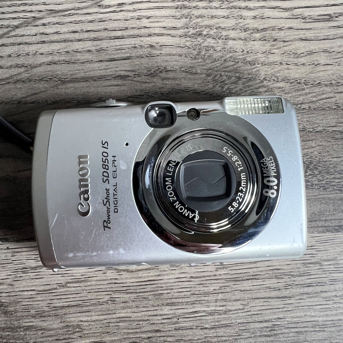Canon PowerShot Digital ELPH SD850 IS / Digital IXUS 950 IS