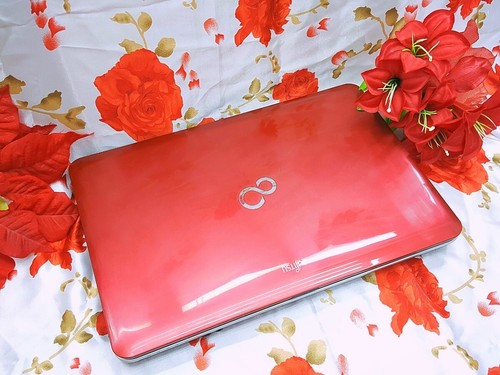 Equipped with the latest Win11/Popular red color/8GB memory/Office/Video editing - Afbeelding 3 van 4