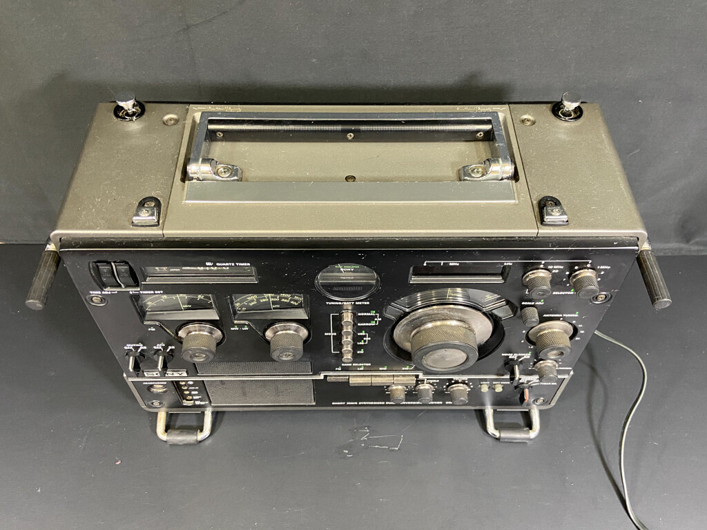 □SONY WORLD ZONE CRF-320 BCLラジオ FM/SW/MW/LW 短波ラジオ