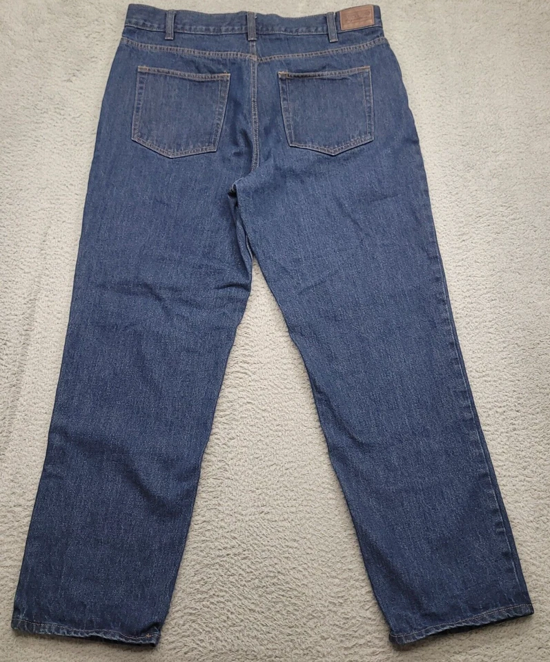 Pantalones de mezclilla Kirkland Signature para hombre 38x32 (38x31,5) lavado oscuro pierna recta Foto 4 de 4