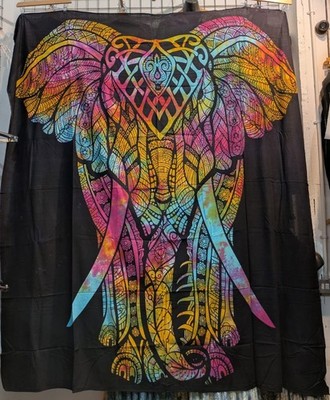 Elefant Baum Regenbogen schwarz groß Tagesdecke Überwurf Wandteppich Wandbehang
