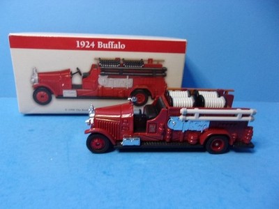 The Reader's Digest Association 1924 Buffalo Fire Truck Diecast Red Model 1999
