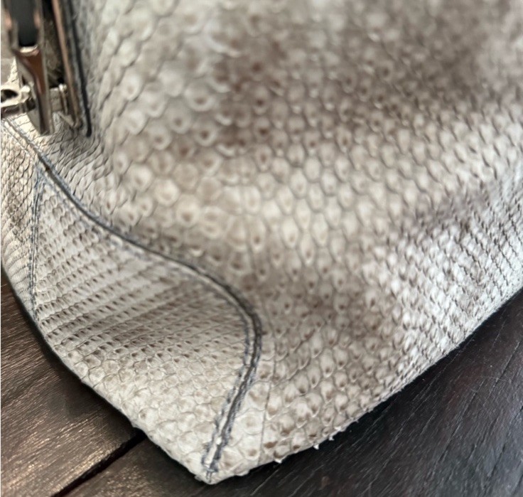 Tod’s D Styling Bowler Handbag Grey Python Leather - image 7