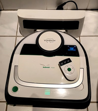 Saugroboter Kobold VR200 Vorwerk mit Basisstation und Fernbedienung