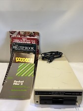 Commodore 64 5.25" Floppy Disk Drive VIC-1541 Powers Up UNTESTED With 5 Books