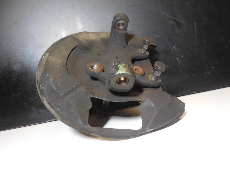 Front Left Wheel Hub Knuckle Spindle 73-80 Mercedes Benz R107 450SL 450SLC - Image 3 of 4