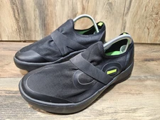 OOFOS OOMG  RECOVERY Black/Green Men Sneakers Size 10