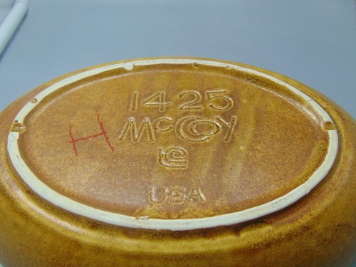McCoy Canyon Mesa Oval Serving Bowl(s) - Picture 4 of 4