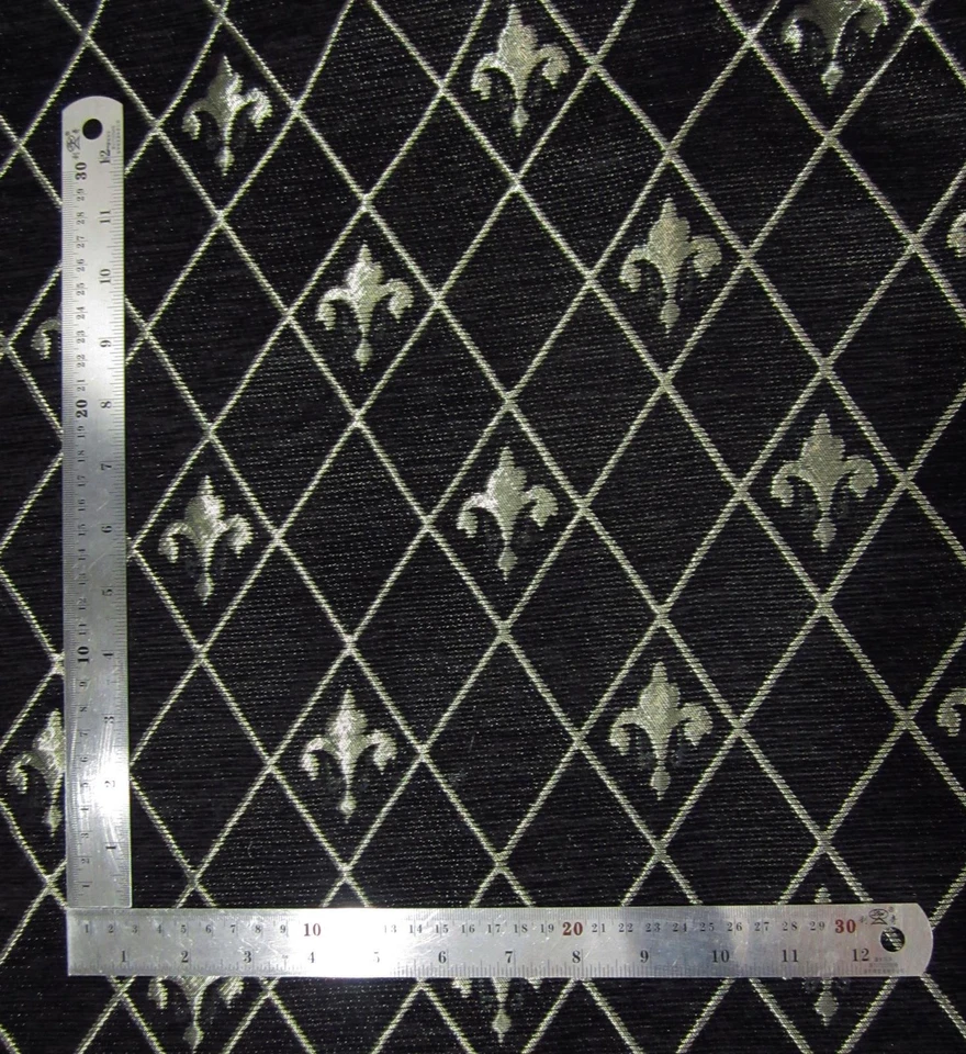 Wd50Aa Pale Gold on Black Damask Chenille Check Throw Cushion Cover/Pillow Case - Image 4 of 4