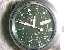 Sweet 21 Jewel SEIKO 5 AUTOMATIC - BLACK MILITARY DIAL - STAINLESS CASE