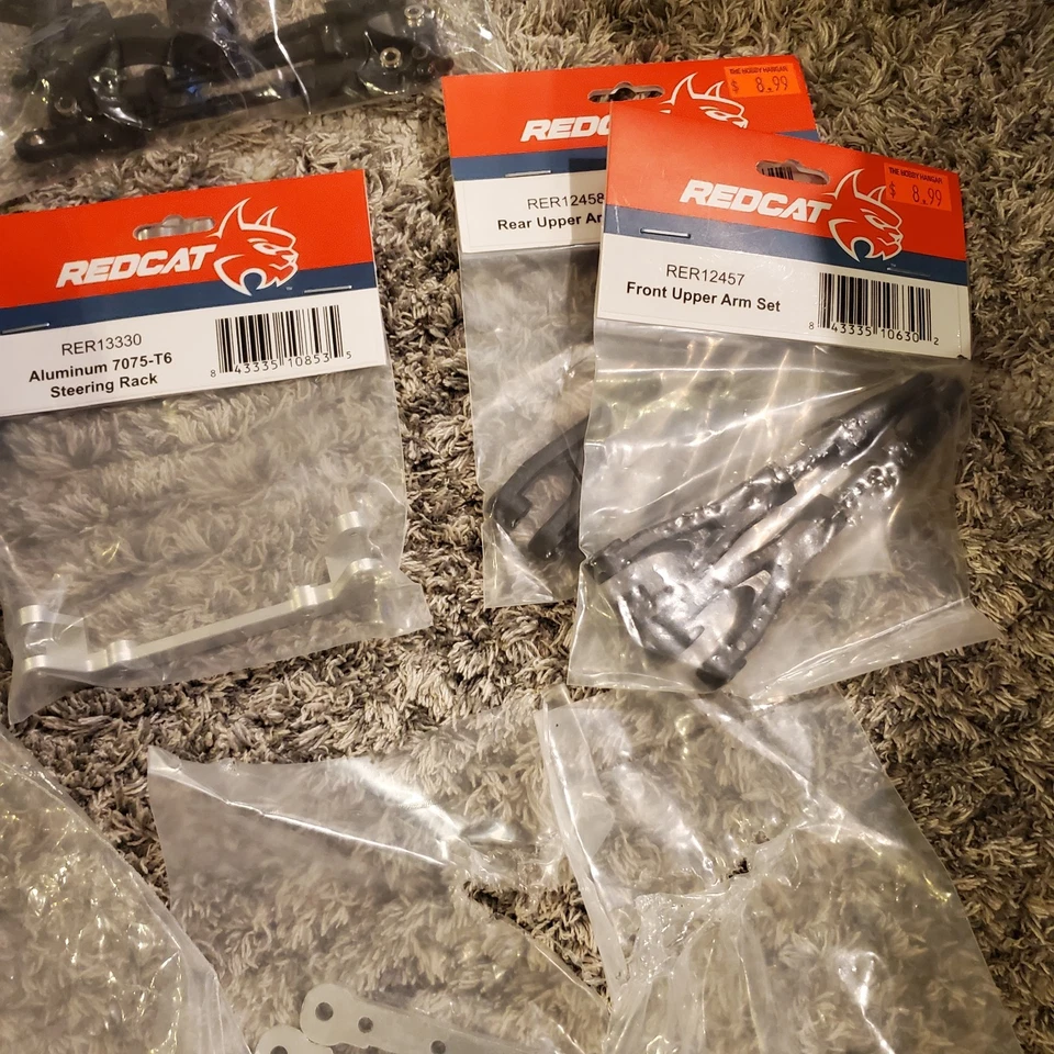 Redcat Kaiju Brushless 6S 1/8 RC Monster Truck - Image 3 of 4