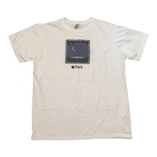 APPLE Park Visitor Center Steve Jobs Theater T Shirt Moon Graphic Sz Large EUC