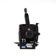 ARRI T1 Location 1000W Fresnel - Hanging 120-240VAC , Black SKU 1963565