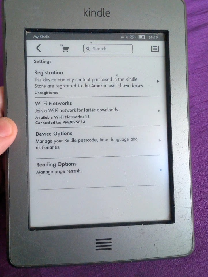 Amazon Kindle Touch 4th Generation 4GB D01200. WiFi+3g please read description - Image 3 of 4