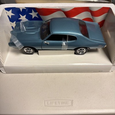 廃番品 RC-74 TZ Serious | Real Crescent ERTL American Muscle 1969 Pontiac GTO 1:18 Crystal Turquoise #7466