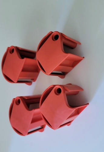 4 standard size plastic tape dispensers - Picture 4 of 5